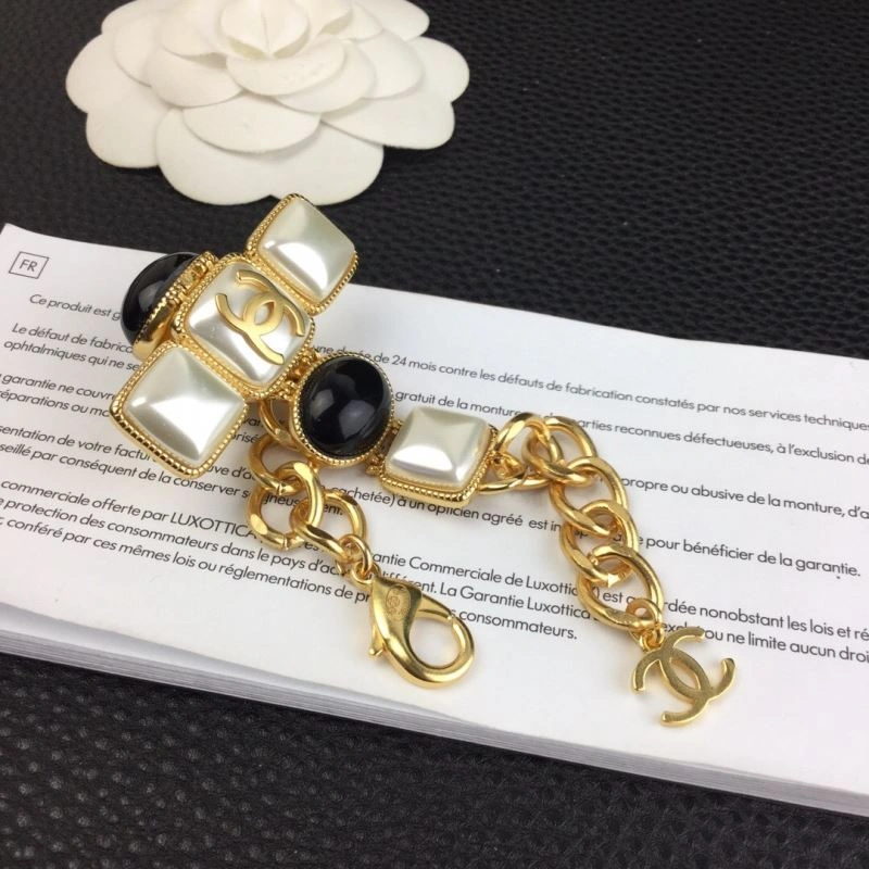 Contemporary Chanel Bracelets 228368