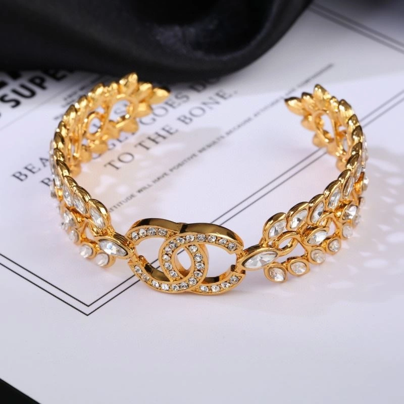 Chanel Bracelets FreshLook 228355