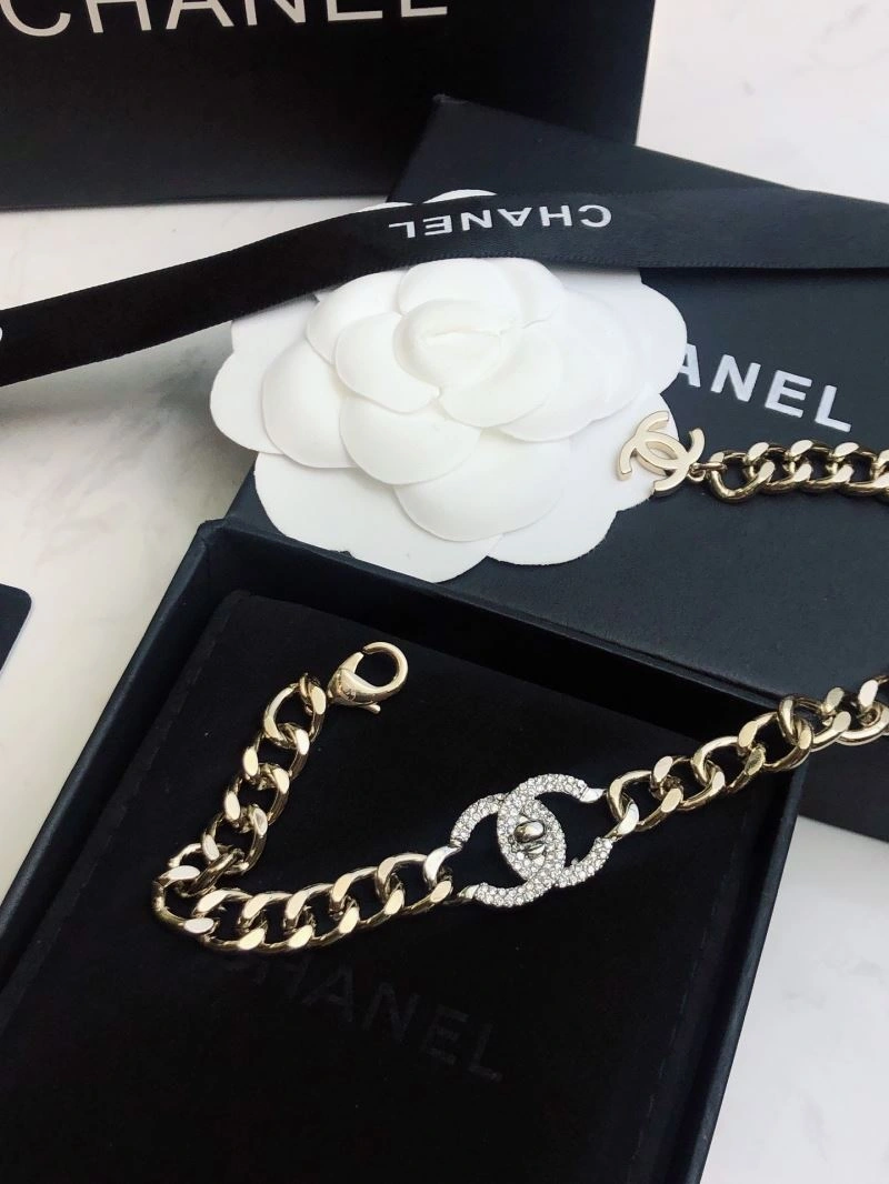 Chanel Bracelets Comfortable 228349