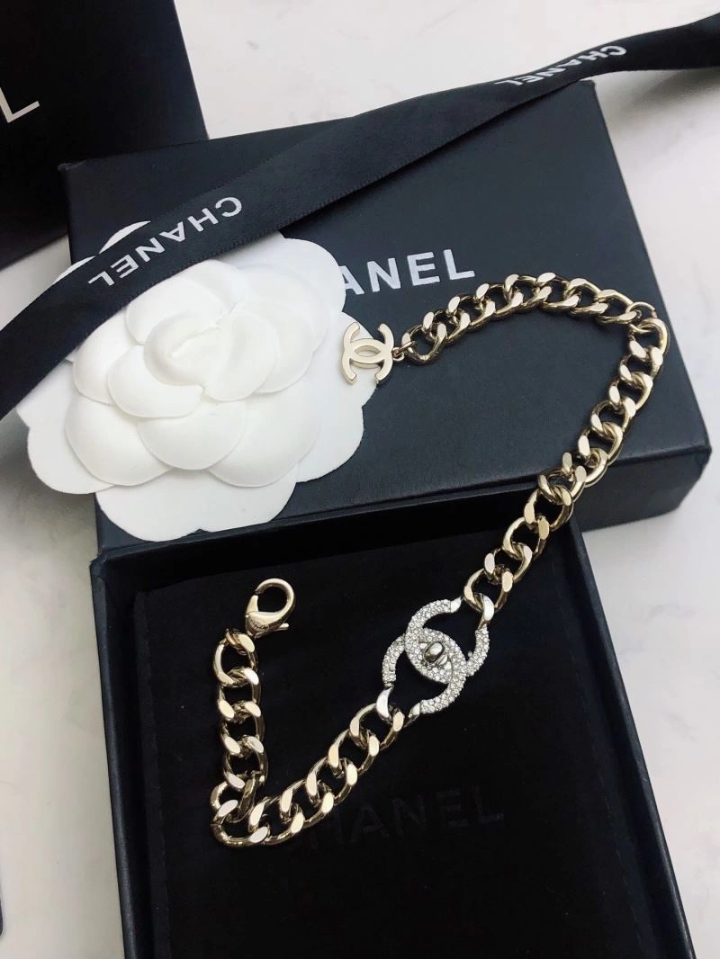 Chanel Bracelets Comfortable 228349