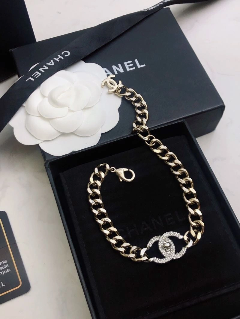 Chanel Bracelets Comfortable 228349