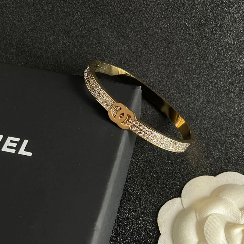 Chanel Bracelets Comfortable 226477