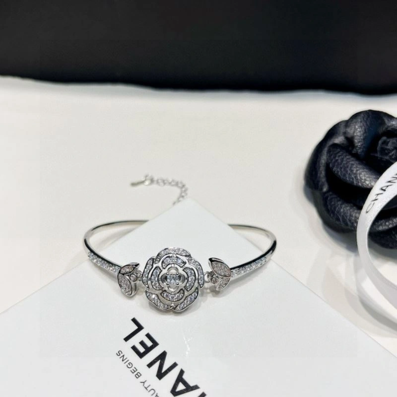 FreshLook Chanel Bracelets 226430
