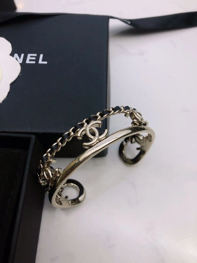 Chanel Bracelets Effortless 226431