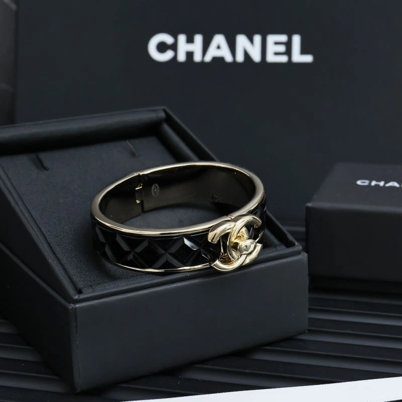 Breathable Chanel Bracelets 226443