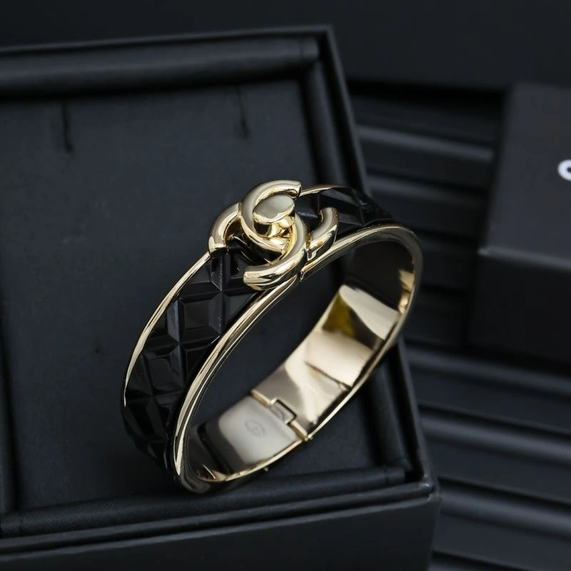 Breathable Chanel Bracelets 226443
