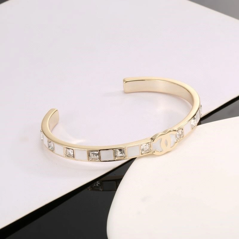 Chanel Bracelets Efficient 225665