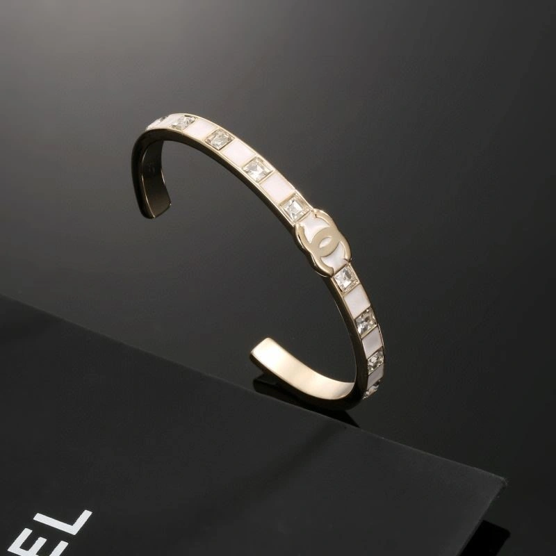 Chanel Bracelets Efficient 225665