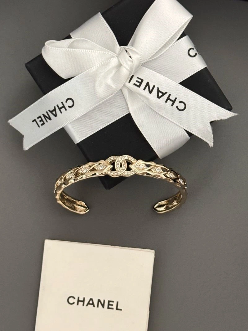 Bright Chanel Bracelets 225657