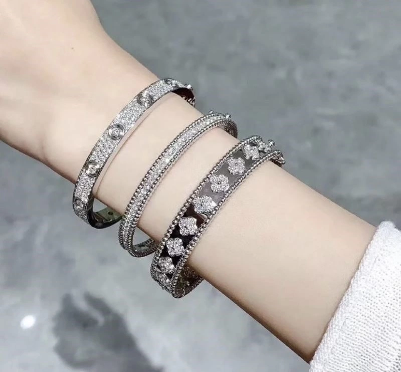Trendsetting Chanel Bracelets 225654