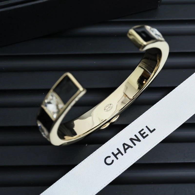 Stretchable Chanel Bracelets 225651
