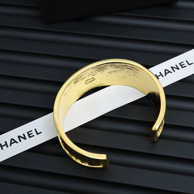 SoftTouch Chanel Bracelets 225690