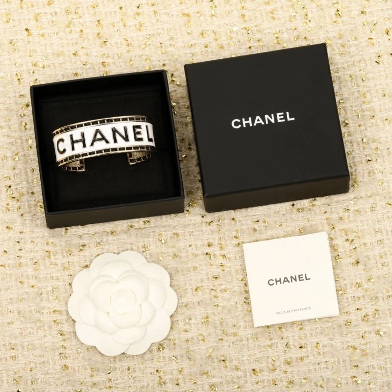 Chanel Bracelets Breathable 225655