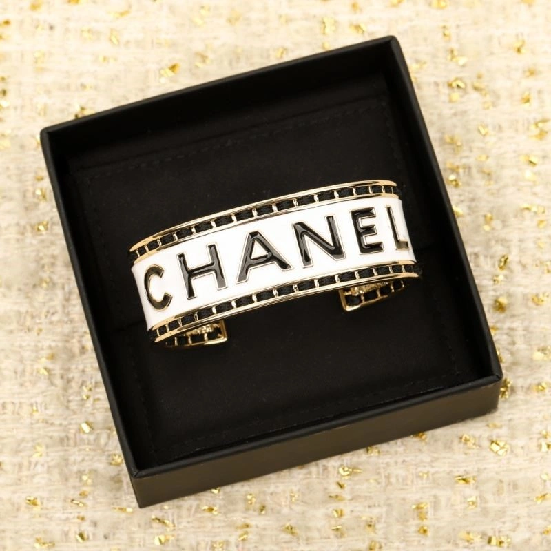 Chanel Bracelets Breathable 225655