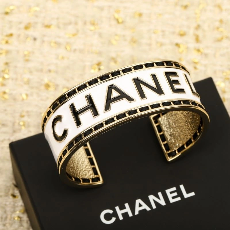 Chanel Bracelets Breathable 225655