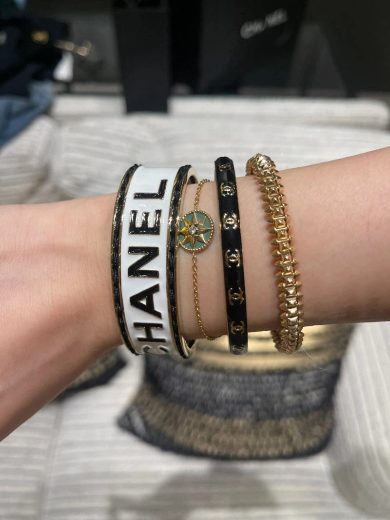 Chanel Bracelets Breathable 225655