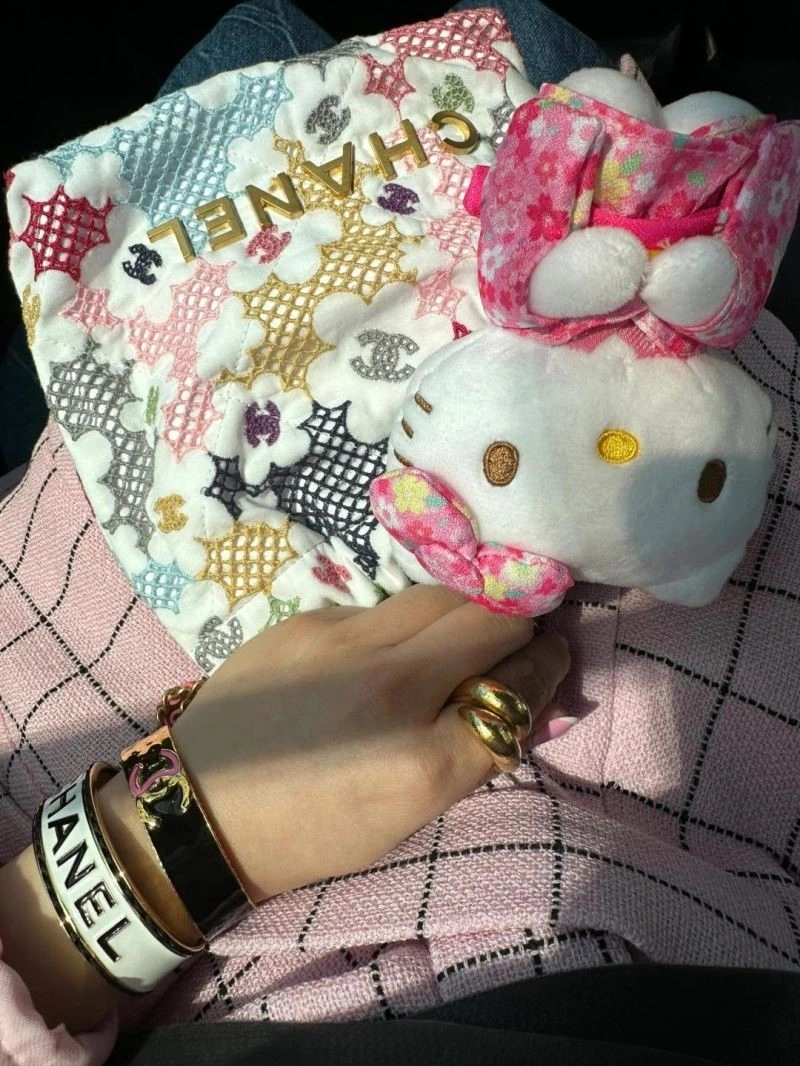 Chanel Bracelets Breathable 225655