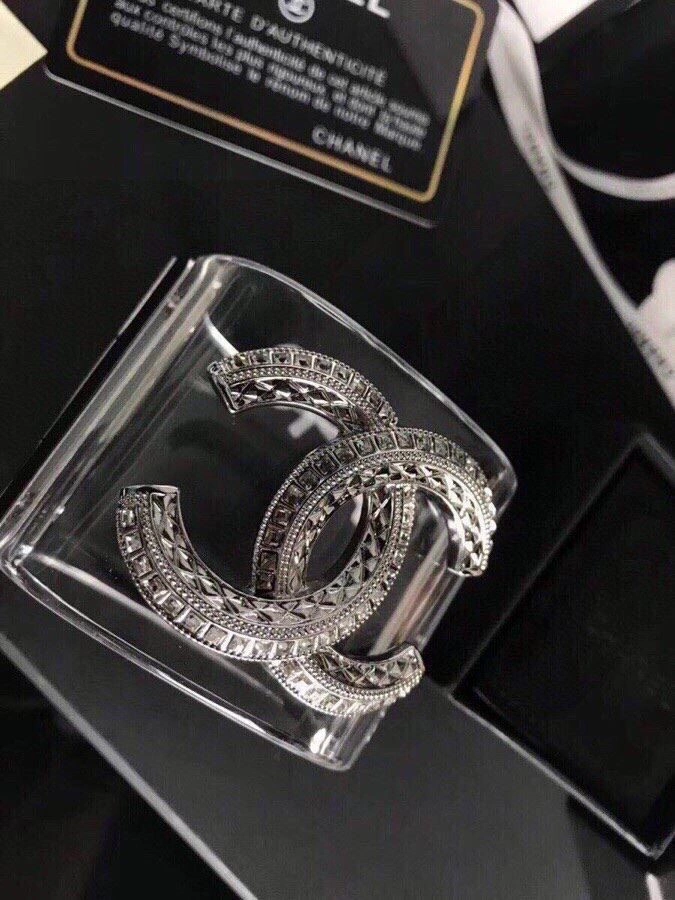 Comfortable Chanel Bracelets 224489