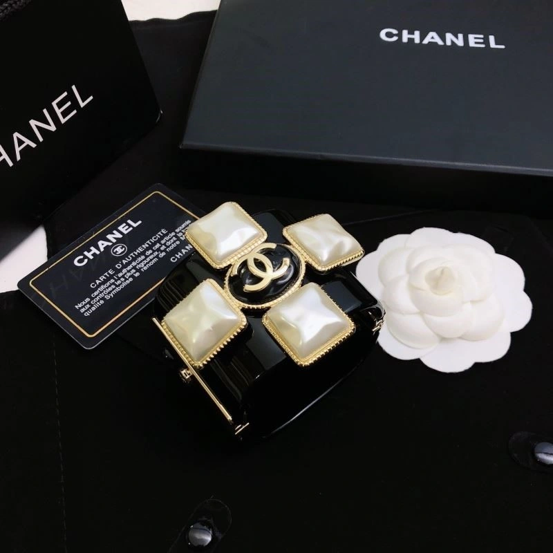 FashionForward Chanel Bracelets 224494