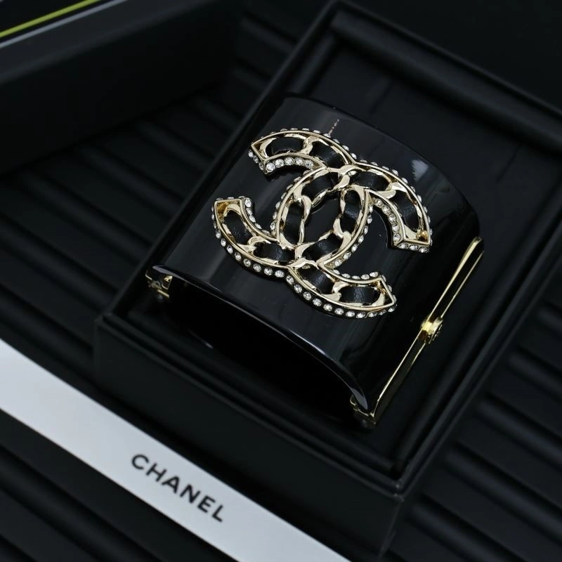 EyeCatching Chanel Bracelets 224474