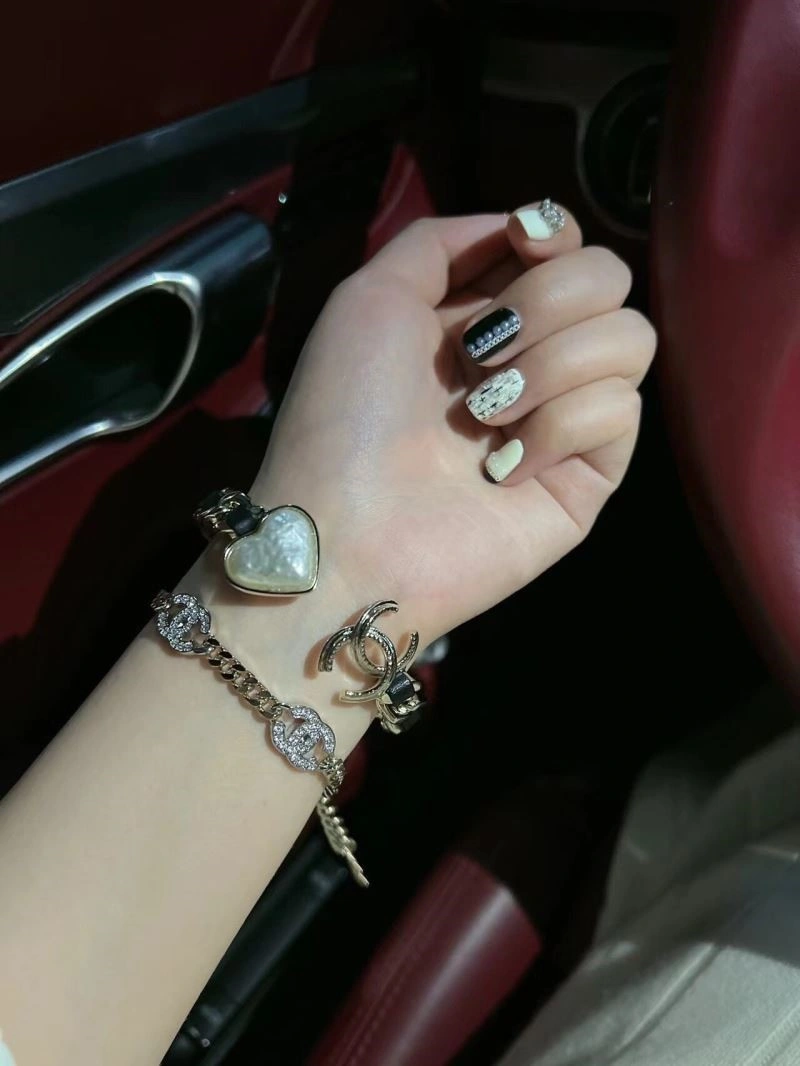 Practical Chanel Bracelets 224502