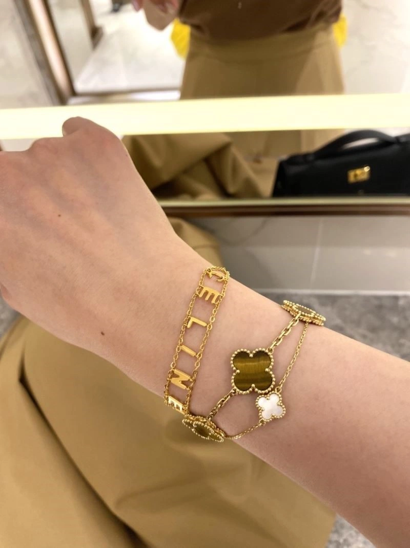 TechFriendly Chanel Bracelets 223256