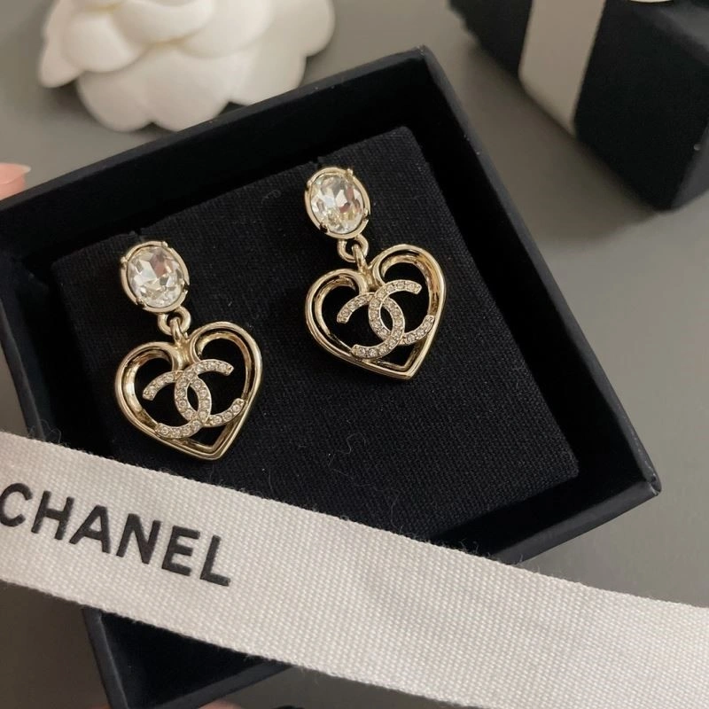 Fashionable Chanel Bracelets 223266