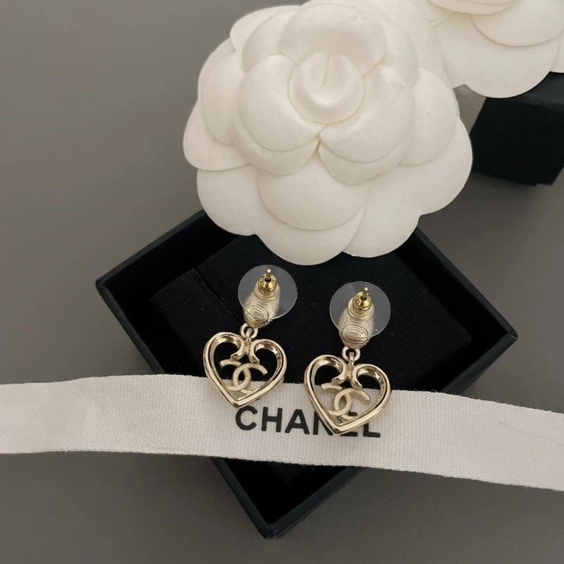 Fashionable Chanel Bracelets 223266