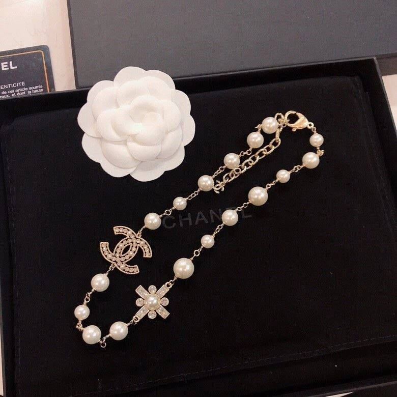 Trendsetting Chanel Bracelets 223246