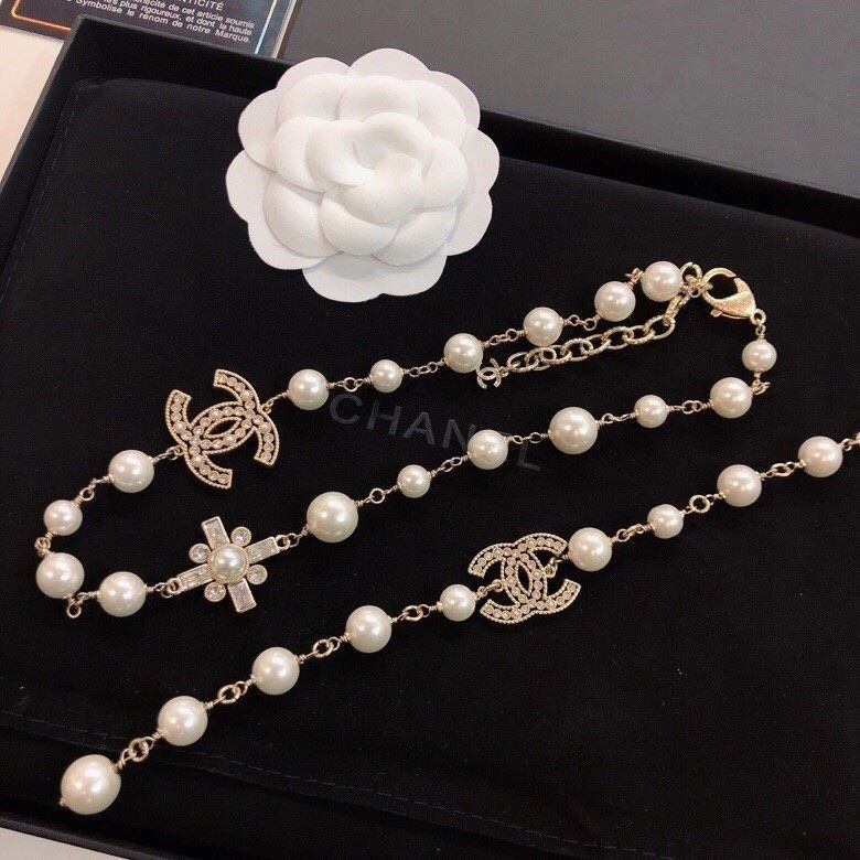 Trendsetting Chanel Bracelets 223246