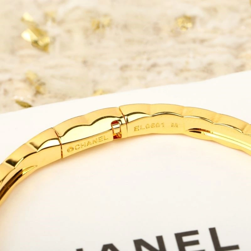 Resilient Chanel Bracelets 223248