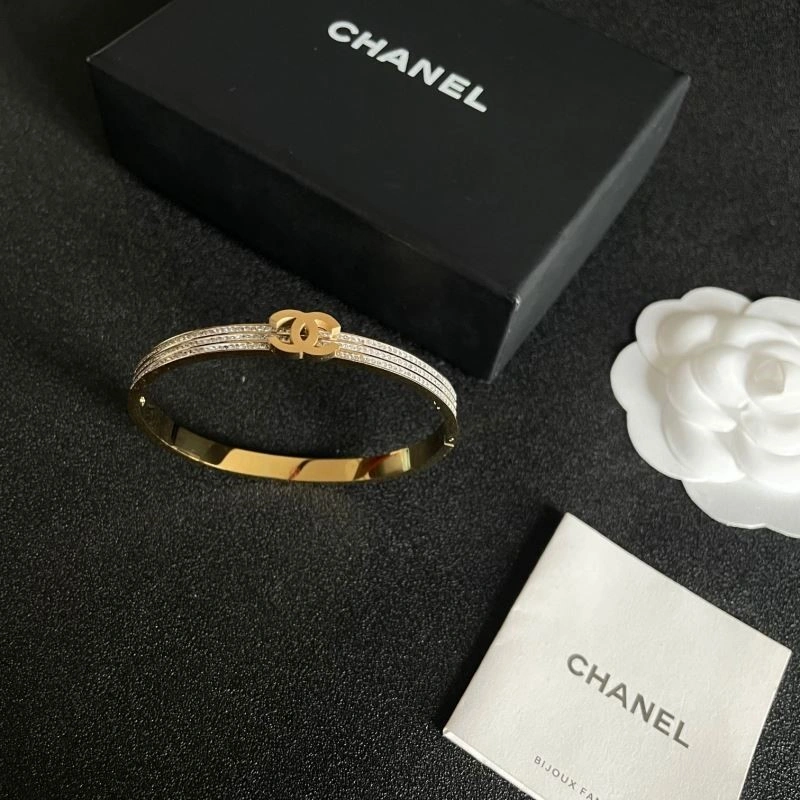 Chanel Bracelets Durable 223242