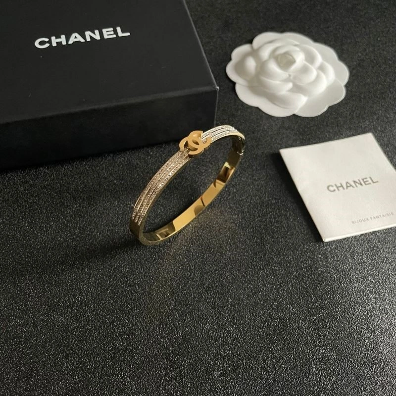 Chanel Bracelets Durable 223242