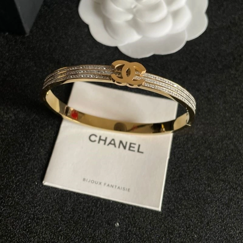 Chanel Bracelets Durable 223242