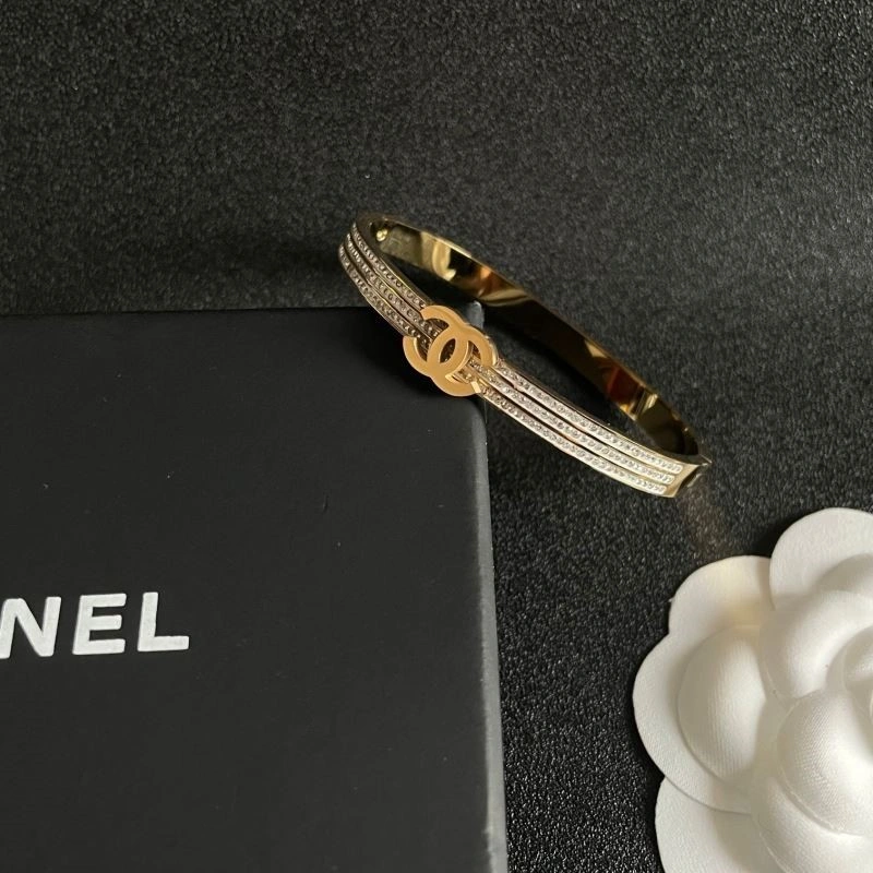 Chanel Bracelets Durable 223242