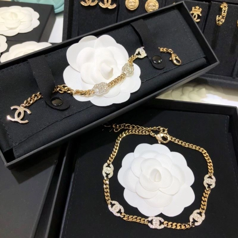Chanel Bracelets Breathable 223280