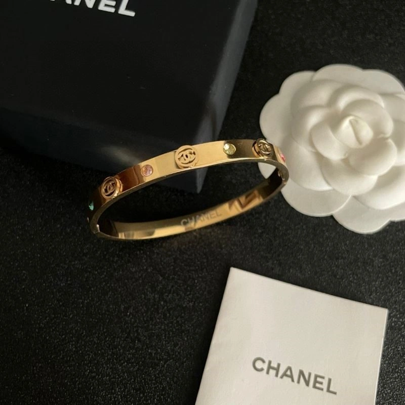 Chanel Bracelets Bold 223207