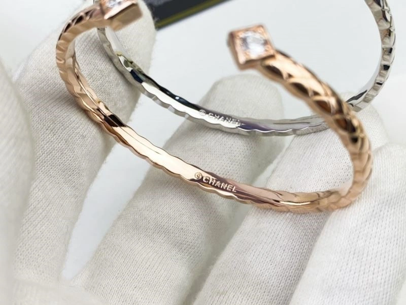 Chanel Bracelets Elegant 222019