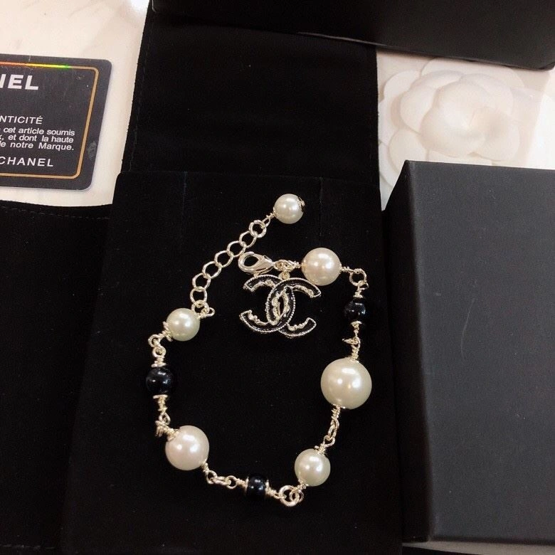 SmoothTexture Chanel Bracelets 222012