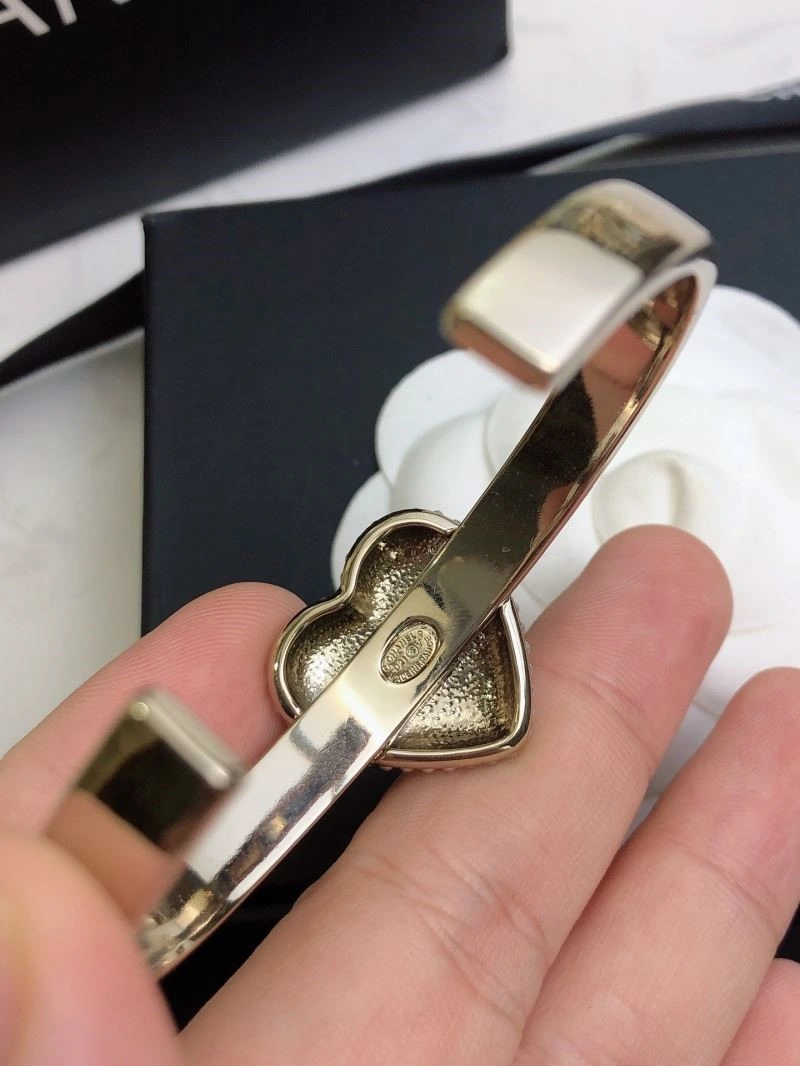 Snug Chanel Bracelets 222016