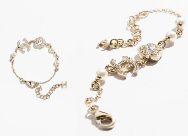 Chanel Bracelets Breathable 222017