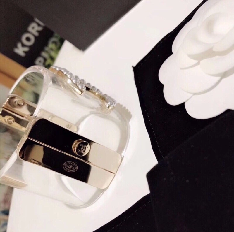 TimelessDesign Chanel Bracelets 221956