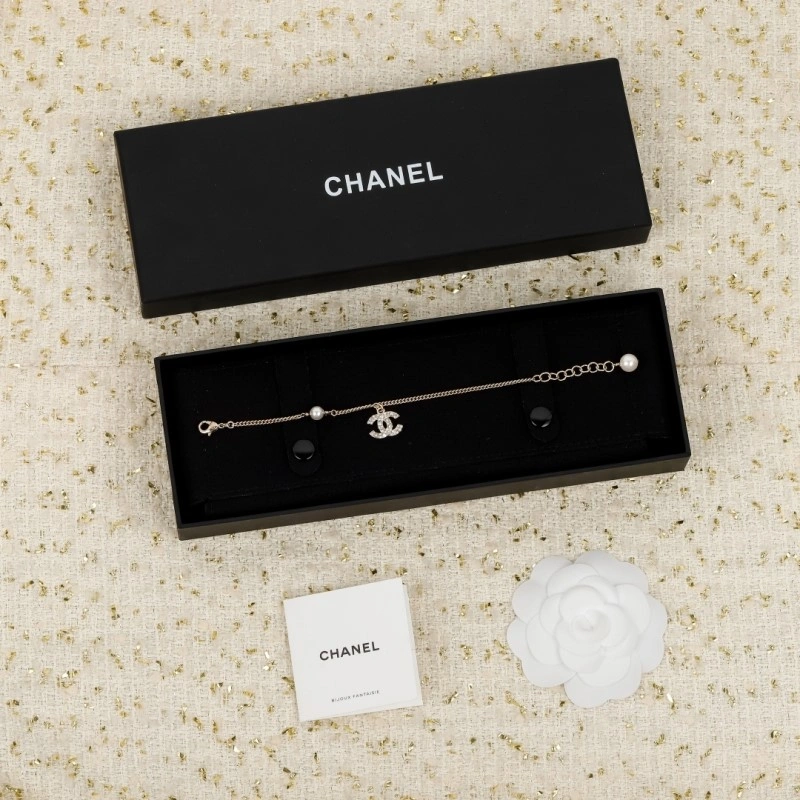 Chanel Bracelets Sophisticated 221941
