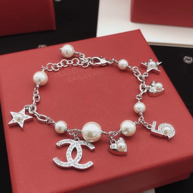 Chanel Bracelets DailyWear 220555