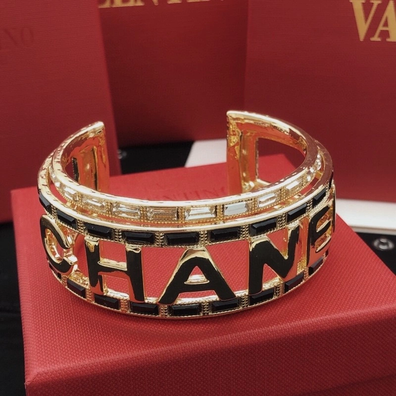 Functional Chanel Bracelets 220546