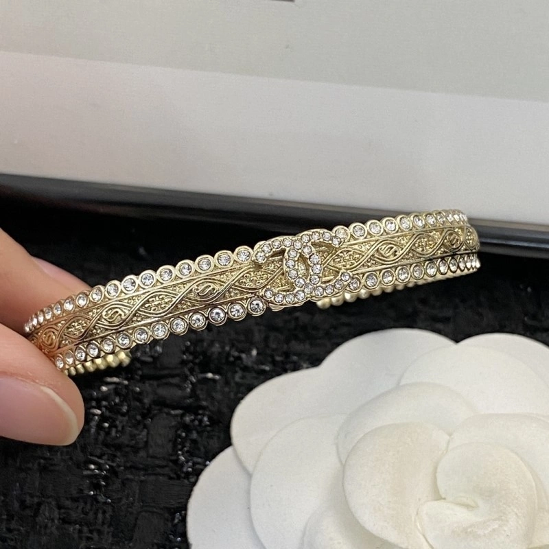 MultiPurpose Chanel Bracelets 220480