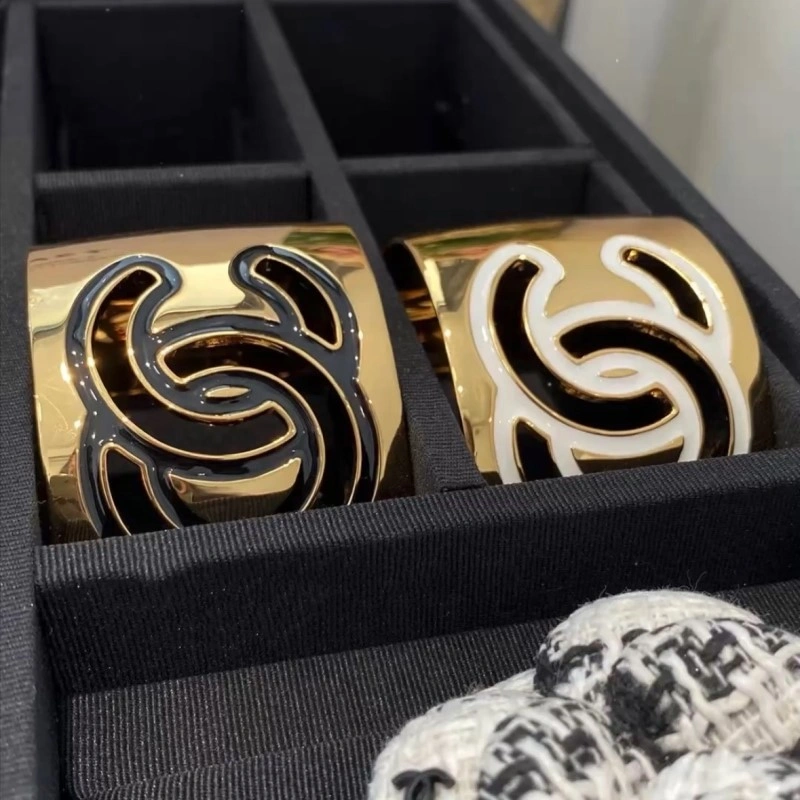 Chanel Bracelets ZipUp 220477