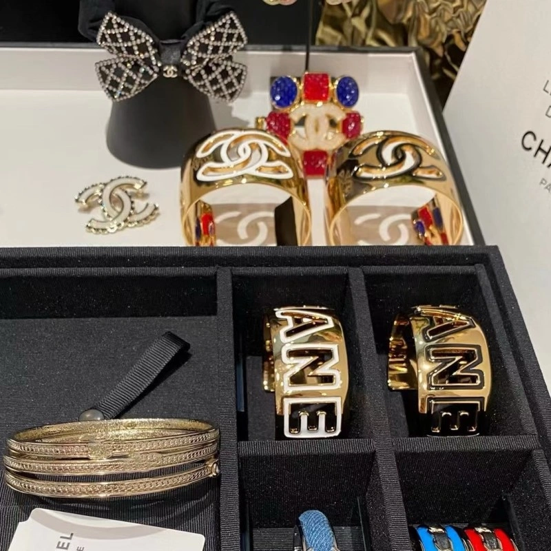 Chanel Bracelets ZipUp 220477