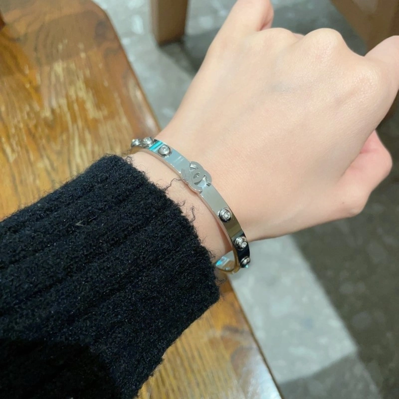 Popular Chanel Bracelets 220462