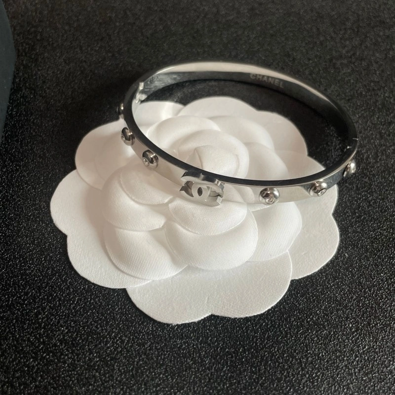 Popular Chanel Bracelets 220462